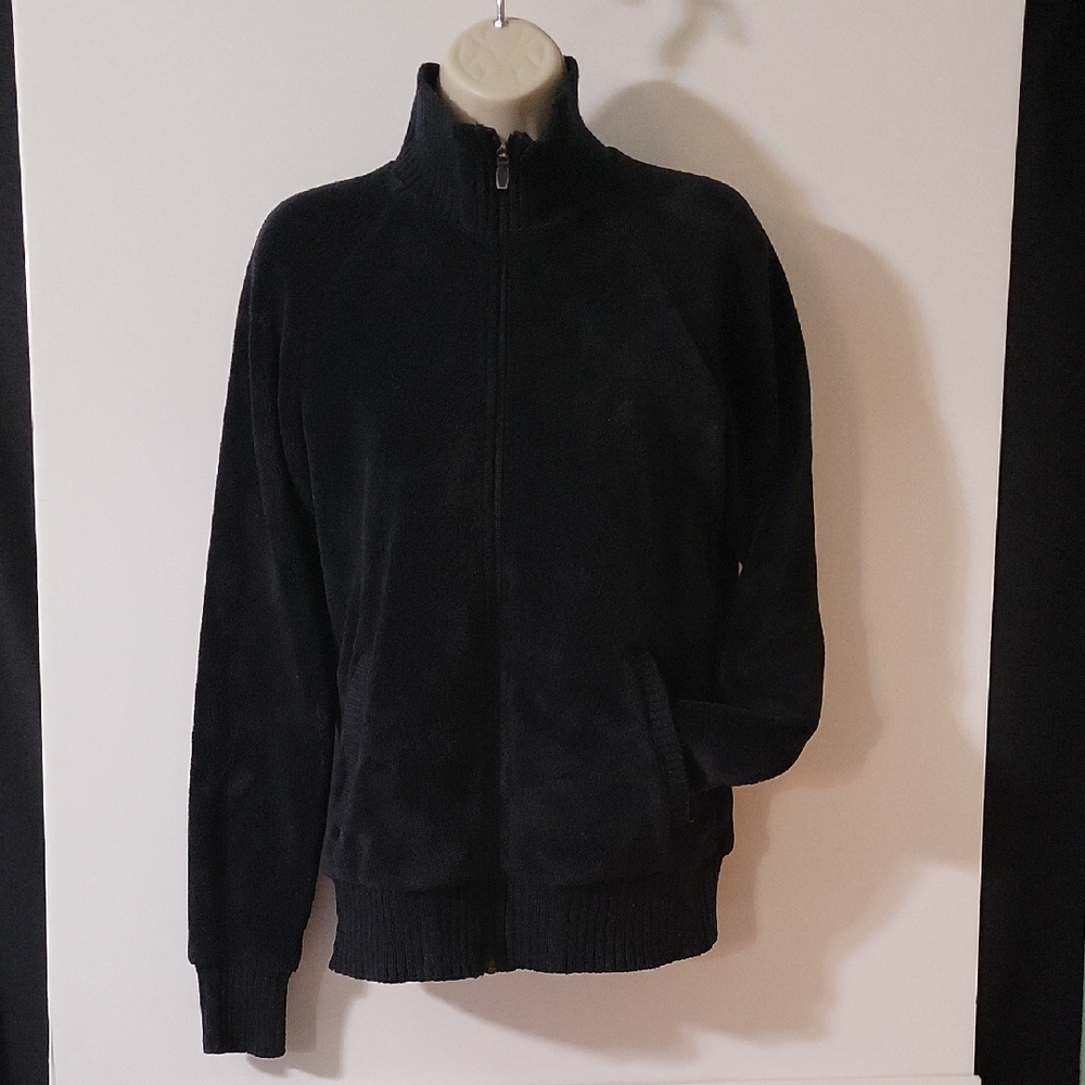 Columbia Titanium Black Fleece Jacket. Size M